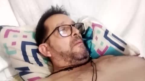 buchs32 online show from November 12, 2025, 6:25 am