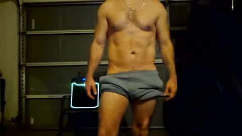 Snapshot of buckwildbrad37 chatting on December 12, 2024, 7:52 am buckwildbrad37 online show from December 12, 2024, 7:52 am