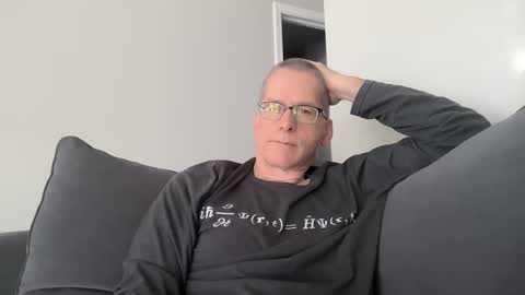 budman004 online show from November 4, 2025, 4:17 pm