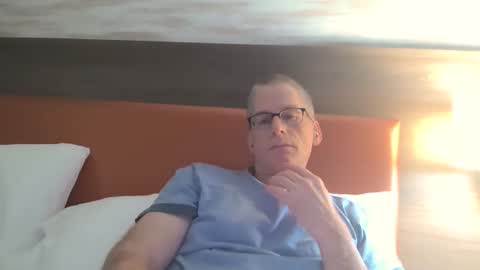 budman004 online show from March 15, 2026, 4:29 am