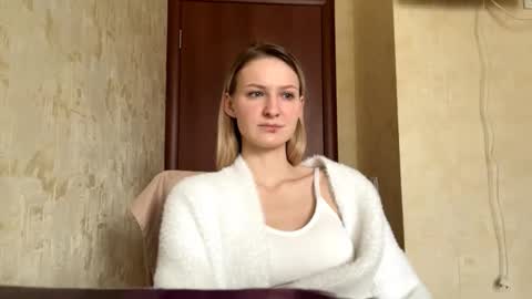 Snapshot of buenamorey chatting on February 13, 2026, 9:27 am buenamorey online show from February 13, 2026, 9:27 am