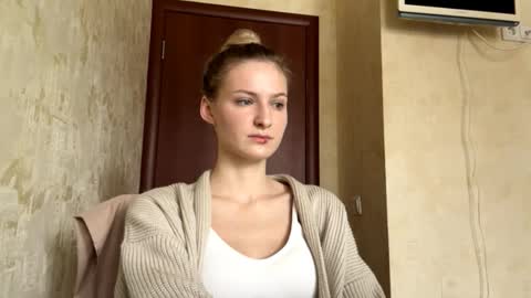 Snapshot of buenamorey chatting on February 16, 2026, 9:16 am buenamorey online show from February 16, 2026, 9:16 am