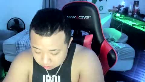 buffsexyman24 online show from March 4, 2025, 11:22 pm