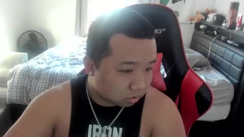 buffsexyman24 online show from March 11, 2025, 9:48 pm