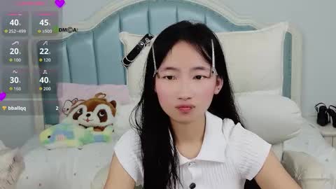 Sandy----xx online show from November 23, 2025, 12:05 pm