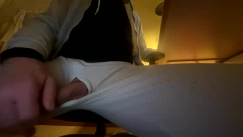Snapshot of bulkyboners chatting on January 1, 2025, 10:03 pm ejaculation for 250 online show from January 1, 2025, 10:03 pm