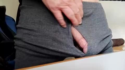 Snapshot of bulkyboners chatting on February 2, 2025, 3:07 pm ejaculation for 250 online show from February 2, 2025, 3:07 pm