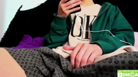 Tonny online show from December 5, 2024, 6:44 pm