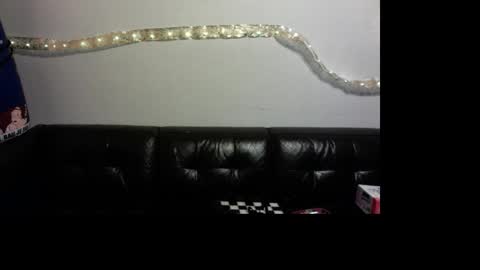 Snapshot of bungalowentertainment chatting on December 15, 2025, 12:04 am Bungalow Entertainment online show from December 15, 2025, 12:04 am