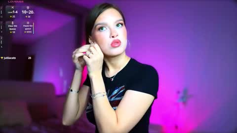 Snapshot of bunnyblondeone chatting on February 26, 2026, 6:18 pm bunnyblondeone online show from February 26, 2026, 6:18 pm