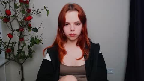 Ariel online show from November 17, 2025, 10:15 pm