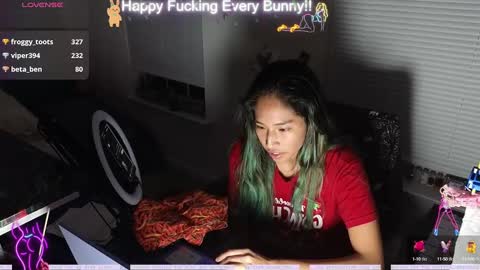 Snapshot of bunnycheekz chatting on December 1, 2024, 11:14 pm Tokki  bunny  online show from December 1, 2024, 11:14 pm