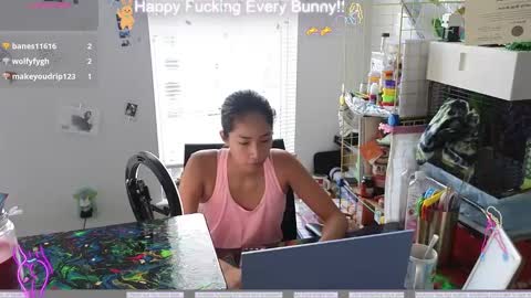 Snapshot of bunnycheekz chatting on December 5, 2024, 5:28 pm Tokki  bunny  online show from December 5, 2024, 5:28 pm