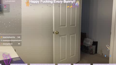 Snapshot of bunnycheekz chatting on December 10, 2024, 11:08 pm Tokki  bunny  online show from December 10, 2024, 11:08 pm