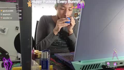 Snapshot of bunnycheekz chatting on January 10, 2025, 7:00 pm Tokki  bunny  online show from January 10, 2025, 7:00 pm