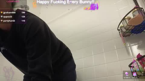 Snapshot of bunnycheekz chatting on January 12, 2025, 5:13 am Tokki  bunny  online show from January 12, 2025, 5:13 am