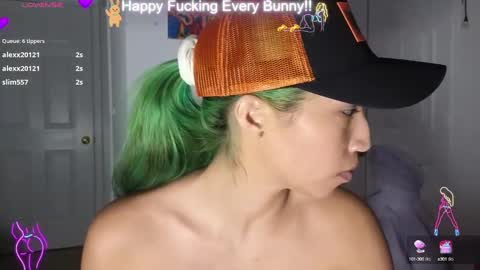 Snapshot of bunnycheekz chatting on January 28, 2025, 5:11 am Tokki  bunny  online show from January 28, 2025, 5:11 am