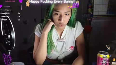 Snapshot of bunnycheekz chatting on January 31, 2025, 11:45 pm Tokki  bunny  online show from January 31, 2025, 11:45 pm