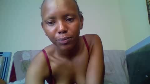 bunnydiva_ online show from December 16, 2025, 4:45 pm