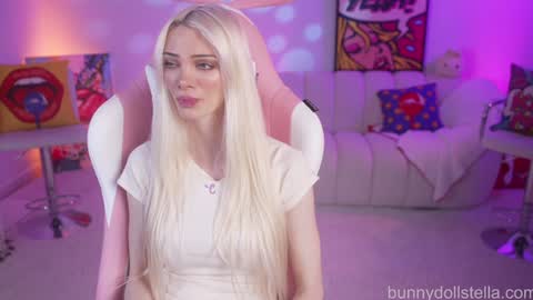 Stella online show from February 16, 2026, 1:13 am