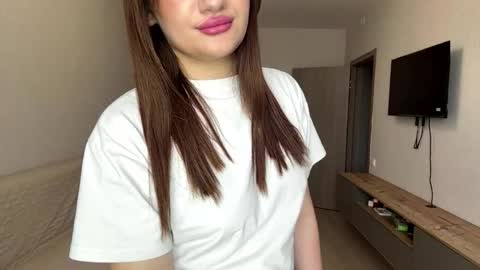 Snapshot of bunnylumee chatting on May 28, 2026, 7:16 am Luna online show from May 28, 2026, 7:16 am