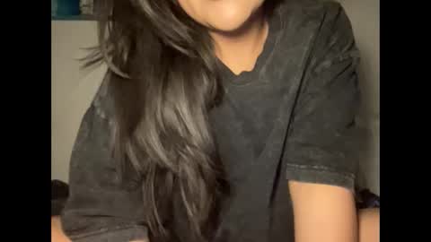 Snapshot of bunnymami chatting on January 15, 2025, 5:29 am bunnymami333 online show from January 15, 2025, 5:29 am