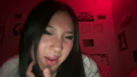 Snapshot of bunnysworld999 chatting on February 22, 2025, 1:44 am lulu online show from February 22, 2025, 1:44 am