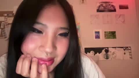 Snapshot of bunnysworld999 chatting on March 9, 2025, 12:31 am lulu online show from March 9, 2025, 12:31 am