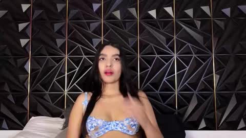 Snapshot of bunnytinaa chatting on November 24, 2025, 8:30 pm Tina online show from November 24, 2025, 8:30 pm