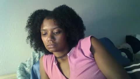 Snapshot of bunnyy_tharider25 chatting on September 30, 2025, 7:52 pm Bunny online show from September 30, 2025, 7:52 pm