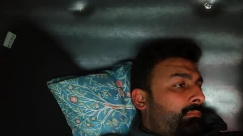 Hairy Arabian online show from December 4, 2025, 7:00 pm