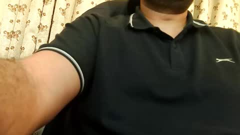 Hairy Arabian online show from February 25, 2026, 6:17 pm