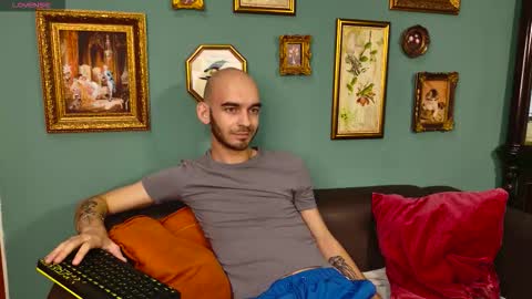 Burning online show from November 28, 2025, 2:20 pm