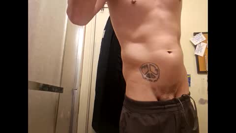 Snapshot of burntbuns710 chatting on December 18, 2024, 8:53 am LostSingledad online show from December 18, 2024, 8:53 am