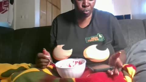 Snapshot of burstysasha chatting on March 1, 2026, 7:43 am burstysasha online show from March 1, 2026, 7:43 am