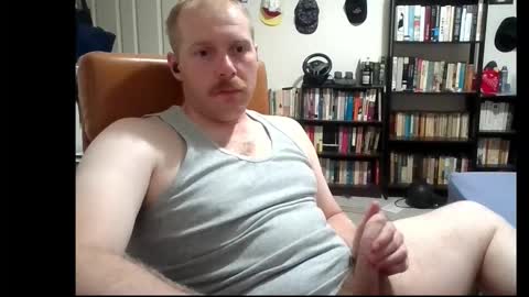 Snapshot of bushmate92 chatting on December 17, 2025, 9:26 am bushmate92 online show from December 17, 2025, 9:26 am