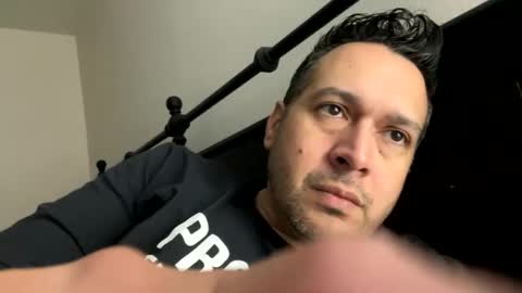 Snapshot of businesspleasure chatting on February 2, 2025, 7:41 am businesspleasure online show from February 2, 2025, 7:41 am