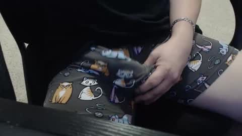 bustinpp online show from December 16, 2024, 7:48 am