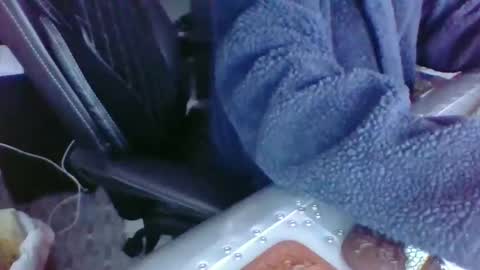 butslutt2 online show from January 13, 2026, 4:12 pm