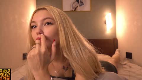 butteflai online show from December 15, 2025, 7:56 am