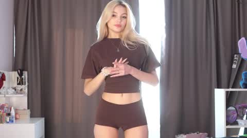 butteflai online show from March 9, 2026, 6:50 am