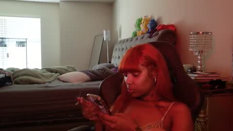 butterfly booty online show from October 15, 2025, 2:50 pm