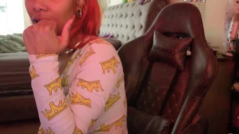 butterfly booty online show from October 17, 2025, 5:15 pm