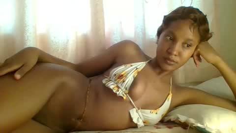 Snapshot of buttter_cup chatting on September 10, 2025, 6:02 am Claudia online show from September 10, 2025, 6:02 am