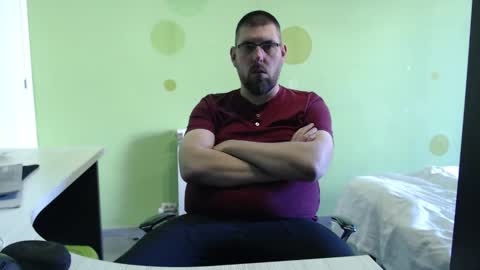 Snapshot of bux404 chatting on March 5, 2025, 12:00 pm Pete online show from March 5, 2025, 12:00 pm