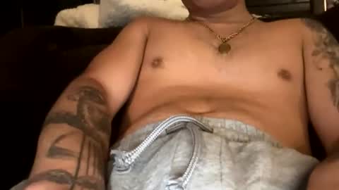bvlick_ online show from May 18, 2026, 4:07 am