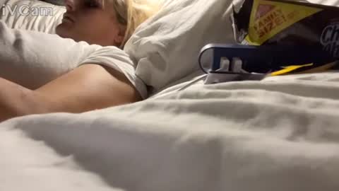 Snapshot of bw696991188279 chatting on November 13, 2025, 2:49 pm bw696991188279 online show from November 13, 2025, 2:49 pm