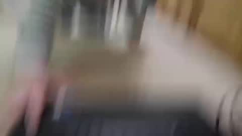 c2cmee online show from December 26, 2024, 6:52 am