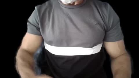 Snapshot of c4pt_iv4n0v chatting on May 5, 2026, 7:11 pm Ivan Iv4n0v online show from May 5, 2026, 7:11 pm