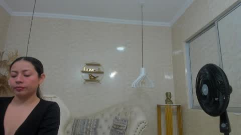 Camii Sweet  online show from April 2, 2026, 7:55 pm